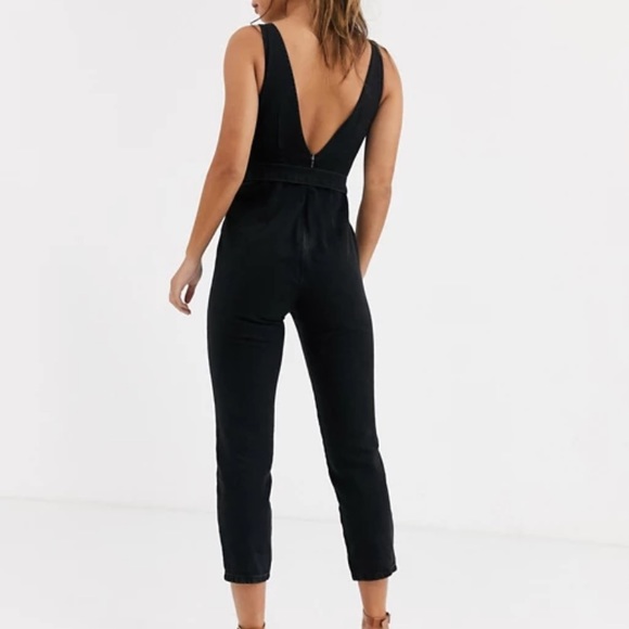 ASOS DESIGN Denim Plunge Jumpsuit & Western Belt - Picture 3 of 11